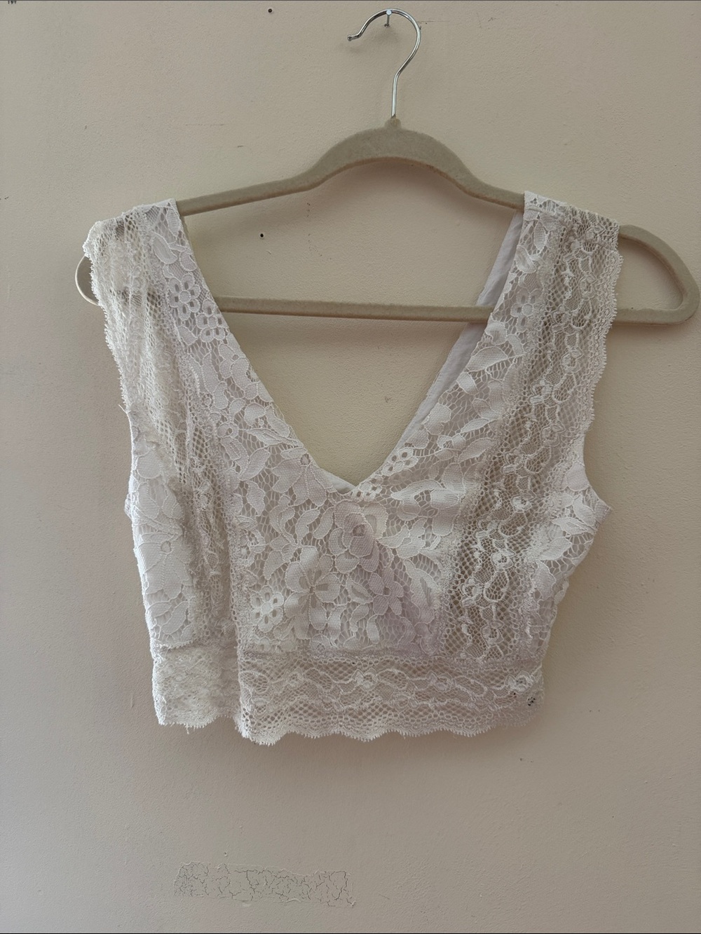 bebe Ivory Lace V-Neck Cropped Top